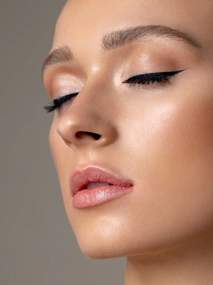 Liquid Define Eyeliner